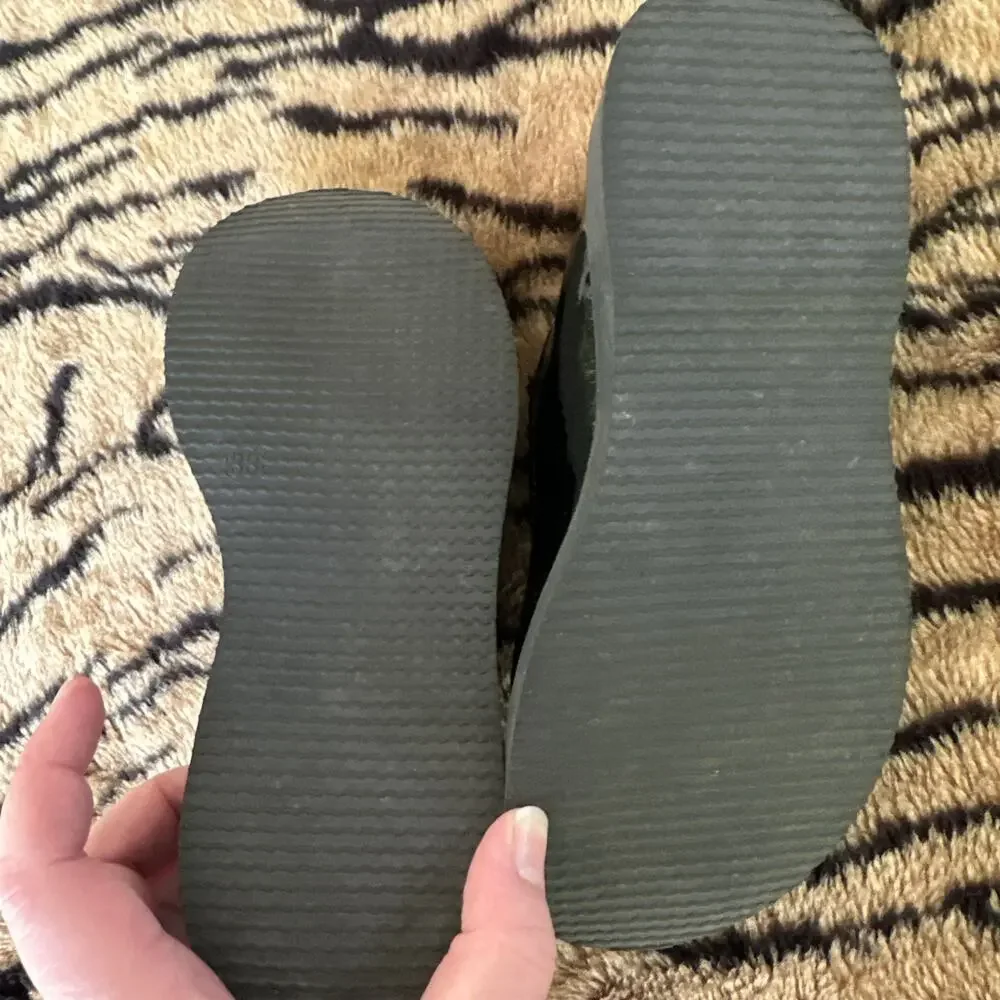 Unbranded this product
